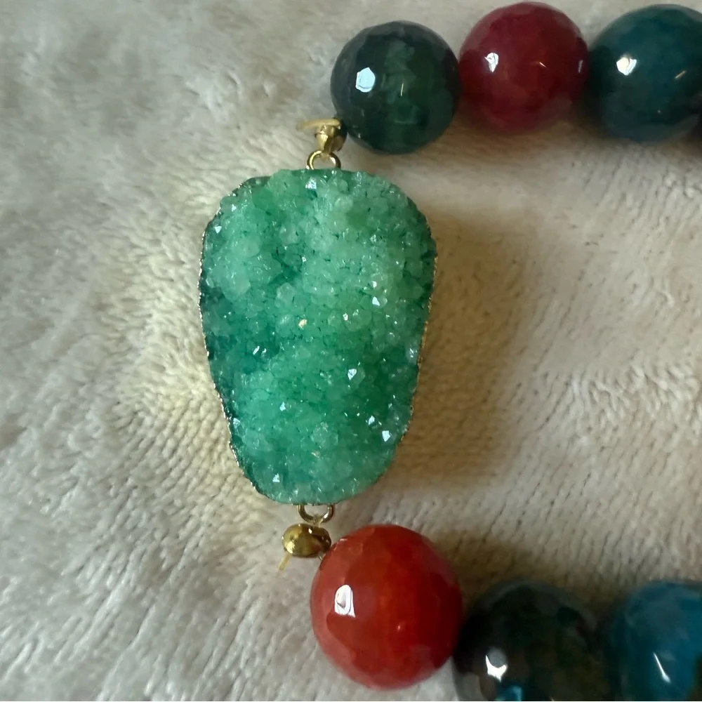 Elegant Multicolor Beaded Bracelet